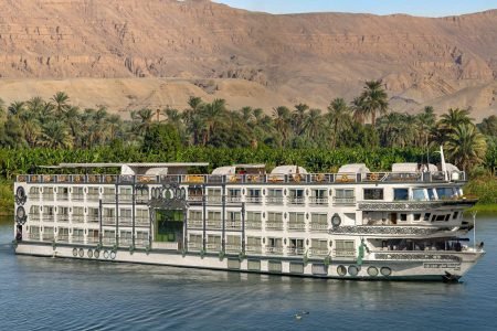 luxurious Nile cruise 3nights from Aswan to Luxor by Eldeak Tours