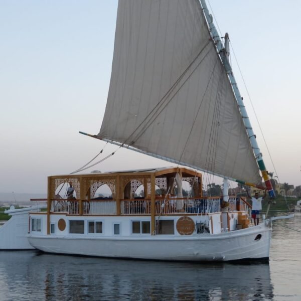 Sandal Nile cruise from Esna